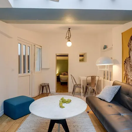 Superb Designer Loft In The Heart Of Paris!